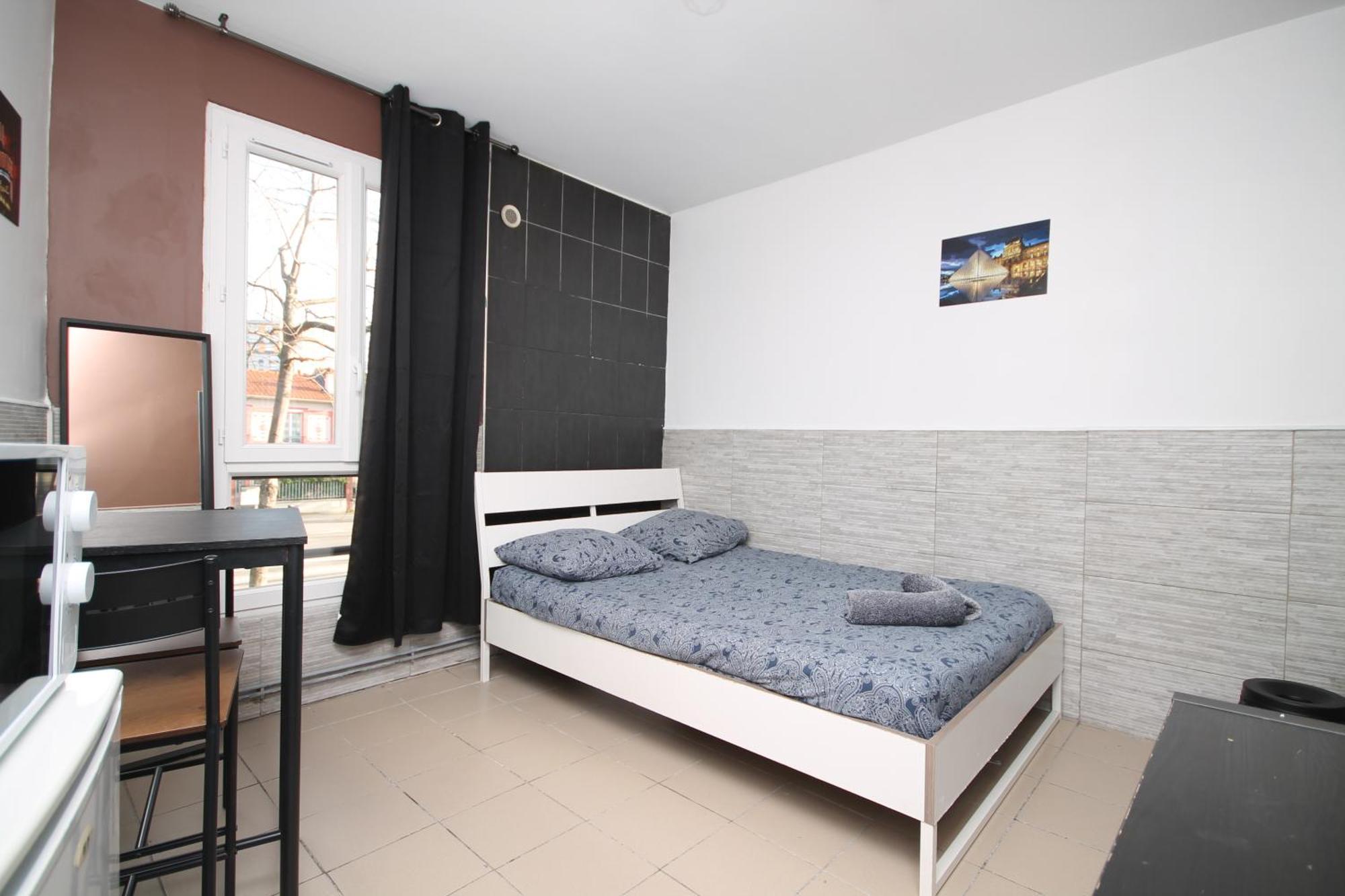 04 - Chambre Avec Lit Double Proche Paris Et Transports Wifi 생드니 외부 사진